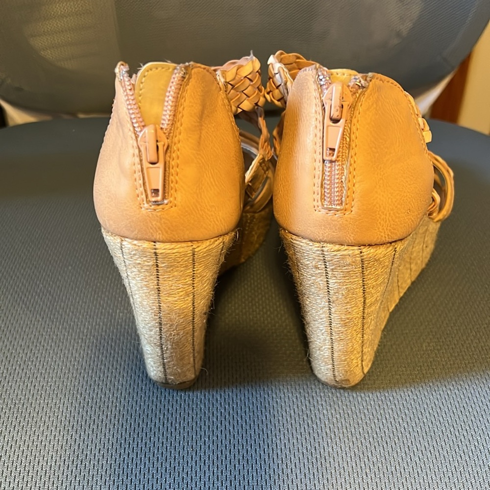 Wedge sandals - Picture 3 of 4